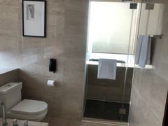 -上海龙之梦万丽酒店