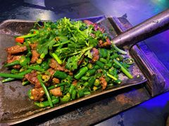 小炒黄牛肉-醉小酒馆·川菜·江湖菜·重庆菜(观音桥旗舰店)