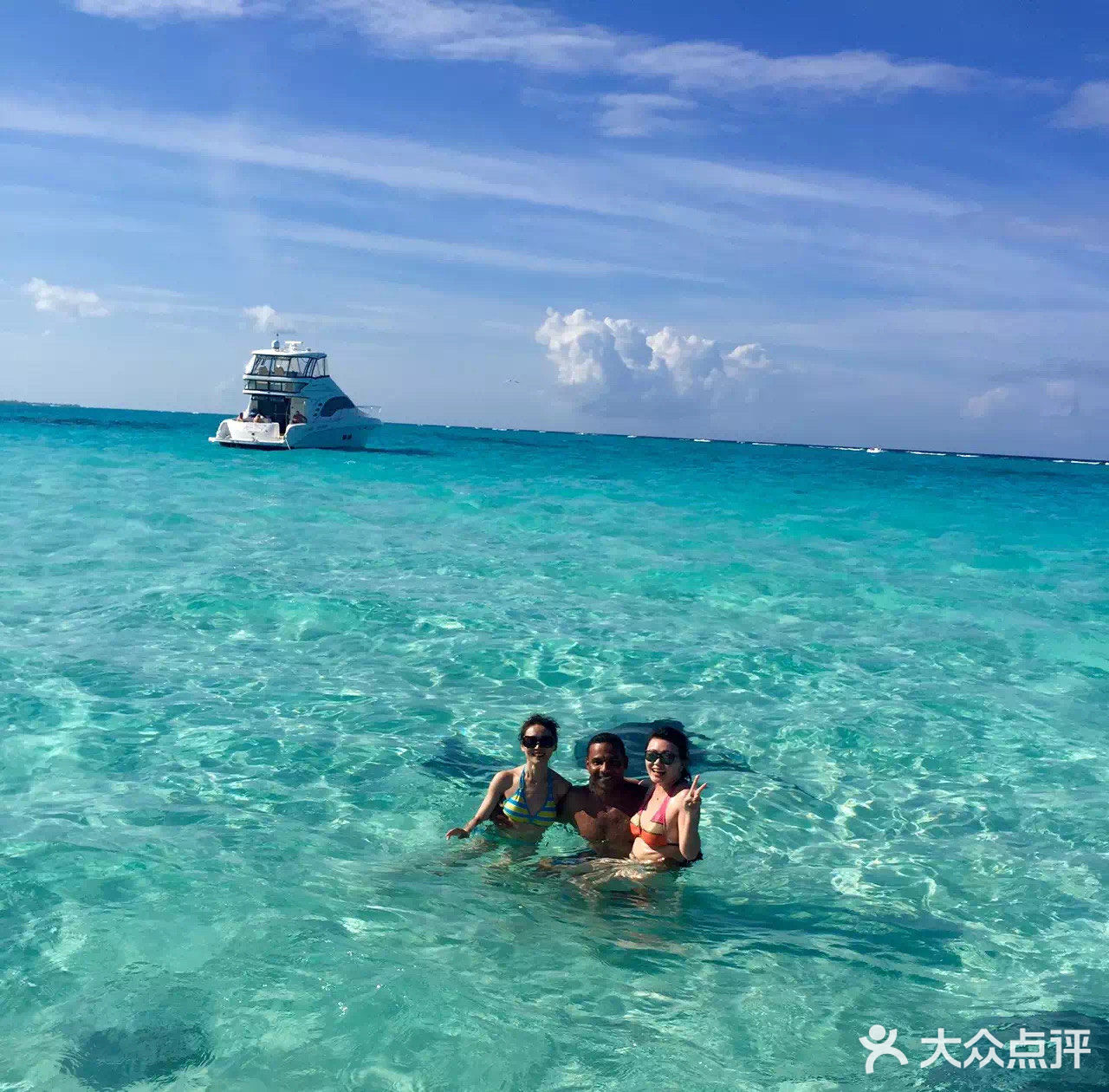 开曼群岛不只是免税天堂 还真是旅游和潜水的天堂之地