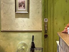 -六区宿舍咖啡店