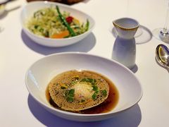 慢火煮蛋蘑菇清汤-AZUR聚(香格里拉饭店)