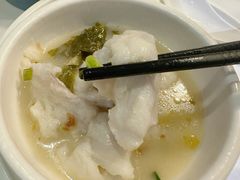 -德林酸菜鱼火锅(南丹店)