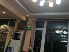 -胖太太四川麻辣排骨串(镇江路分店)