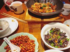 -洞庭土菜小炒馆(易发广场店)