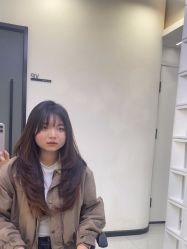 -V7 HAIR SALON