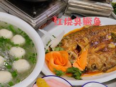 -丹水桥地锅鱼·翘嘴鲌·地方特色全鱼宴(丹江口大坝店)