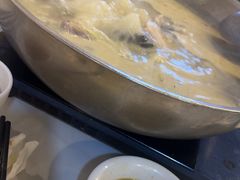 -颜氏双江清水鱼一养身火锅(磁器口店)