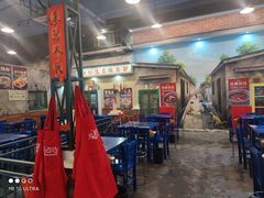 -马路边边火锅串串香(西城店)