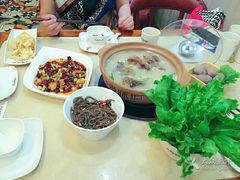 -骨味坊·十二年老店(宝业东城广场店)