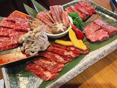 -炼火烤肉店