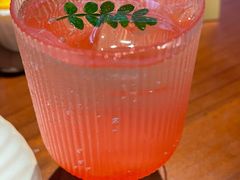 白桃气泡水-奈诺甜品·生日蛋糕·下午茶(古城店)