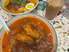 番茄浓汤鸡翅猪扒米线-华嫂冰室(尖沙咀店)