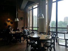 靠窗位-热度餐厅(老佛爷店)