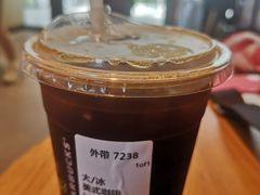 -星巴克(青岛火车北站候车大厅店)
