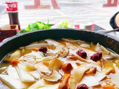 石锅野菌松茸鸡-南渝食府.石锅鸡(尚城花园店)