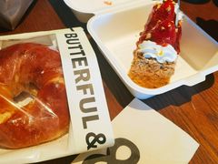 红豆黄油贝果-B&C黄油与面包·THE GARDEN BAKERY概念店(世纪汇店)