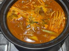 -马路牙子烧烤馄饨酒馆(望京店)