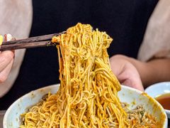 -裕兴记•蟹黄面馆(人民广场店)