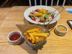 -菲滋意式餐厅(金华银泰城店)