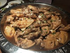 鸡翅煲-胖哥俩肉蟹煲(湖滨银泰in77店)