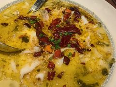 -鱼亨小鲜酸菜鱼(大信店)