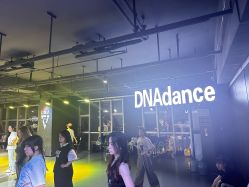 -DNA舞室