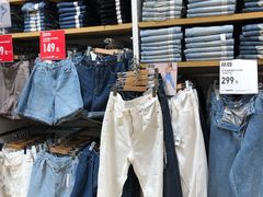 -优衣库(上海虹口龙之梦店)