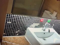 -吾遇酒店(深圳火车站罗湖口岸店)