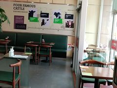 大堂-李先生牛肉面大王(营口大润发店)