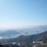 偶然间发现，莽山公园和天池相邻，而且还相通