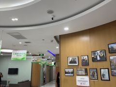 -雅悦齿科(顾村公园店)