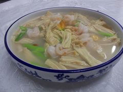 -鲁班小馆(政四街店)