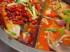 -鸣记脆皮烤鱼·海鲜烤鱼(三八广场店)