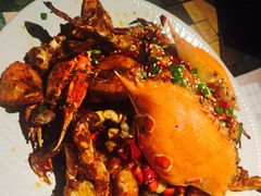 -胡桃里音乐餐厅(陶溪川店)(川湘赣菜·世界百大酒庄直供红酒·音乐表演)