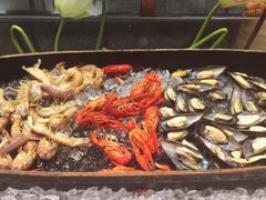 -四海一家自助餐(益田假日广场店)