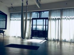 -无界瑜伽普拉提