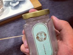 -燕庭·纯燕窝·甜品下午茶(南京西路店)