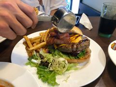 火焰厚切培根牛肉堡-拉亚汉堡经典餐厅(商城路店)