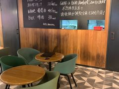 -Wagas沃歌斯(百盛优客店)