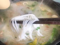 -飞虎过桥米线(翠湖店)