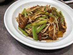 -闫府私房菜·老字号(恒隆店)