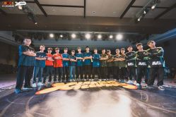 -CASTER跳舞俱乐部