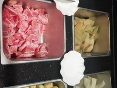 -小鱼小牛·鱼牛干锅·脆鱼火锅(世欧广场店)