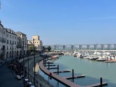 -22ºN BISTRO西餐&酒馆(石奥商业街店)