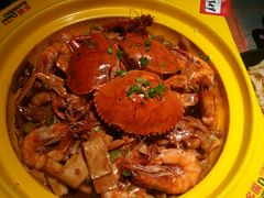 -多嘴肉蟹煲(万达店)