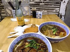 -沪西老弄堂面馆(定西路店)