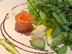 三文鱼沙拉-夏朵餐厅(丁香店)