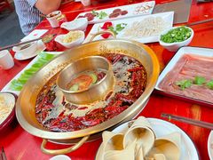 -小龙翻大江文化火锅(宽窄店)