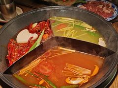 -巴卤社老火锅(财富店)