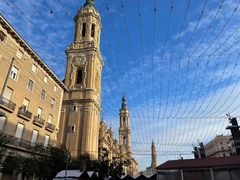 -皮拉尔圣母圣殿主教座堂